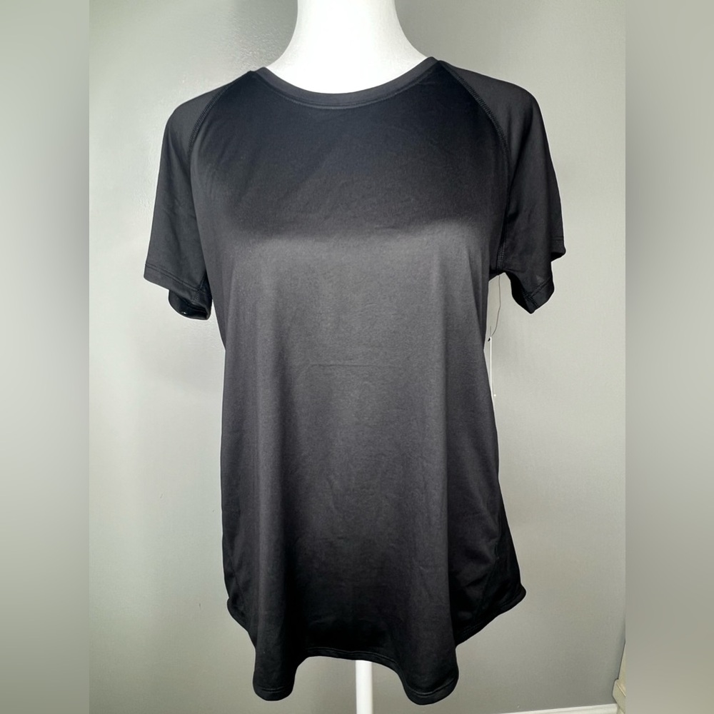 Women's Tek Gear® Performance Core Crewneck Tee Size Medium